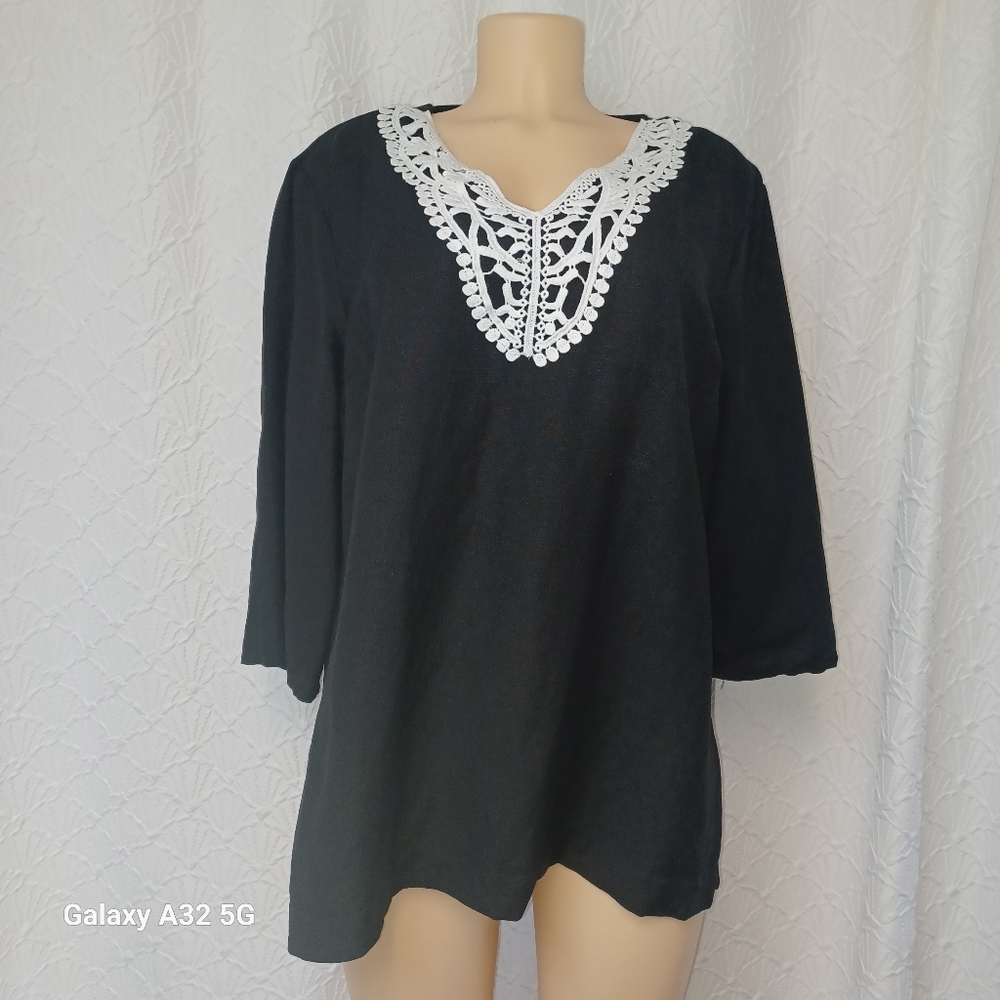 Premise Women Size XL  Black Top with White Lace Detail